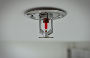 Atualizações em Normas de Segurança: O Impacto na Instalação de Sprinklers