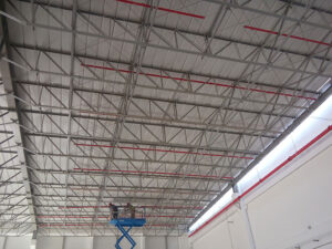 Sprinklers em Áreas de Depósito O que a IT-24-2025 Exige para a Instalação Correta