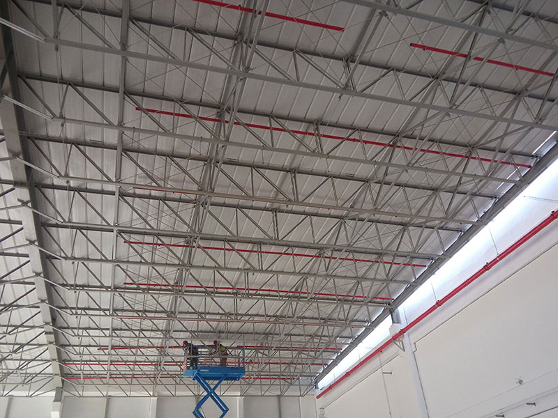 Sprinklers em Áreas de Depósito O que a IT-24-2025 Exige para a Instalação Correta